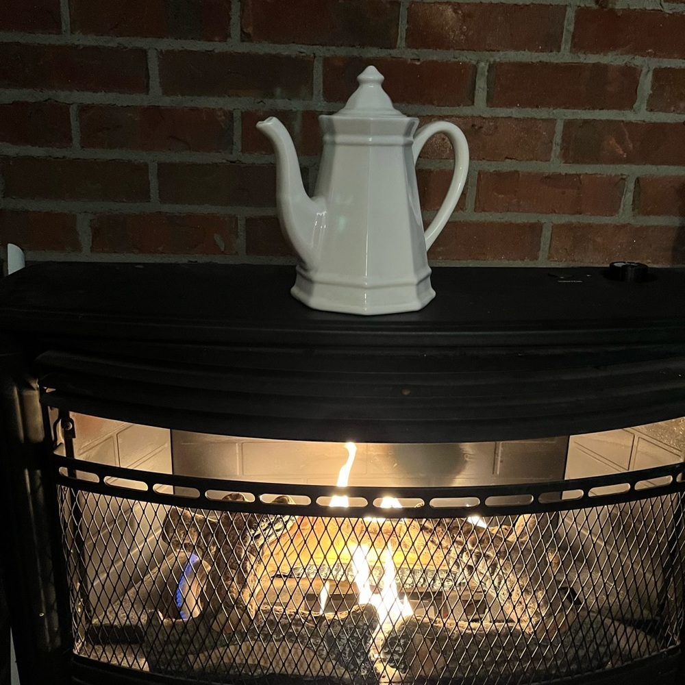 Pfaltzgraff Heritage teapot